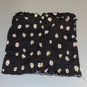 Rue 21 flower printed sleeveless crop top